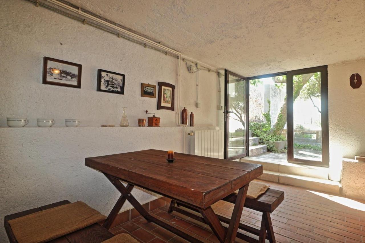 Villa Two Olives à Vrbnik  Extérieur photo
